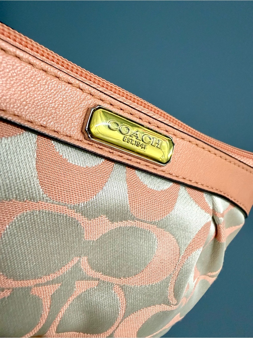 Vintage Y2K Coach Signature Jacquard Wristlet - Picture 12 of 13